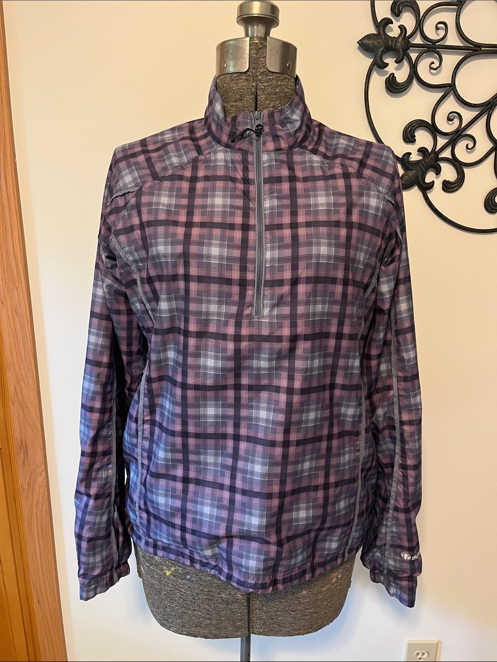 Sunice Purple & pink Plaid Half zip rain jacket, M